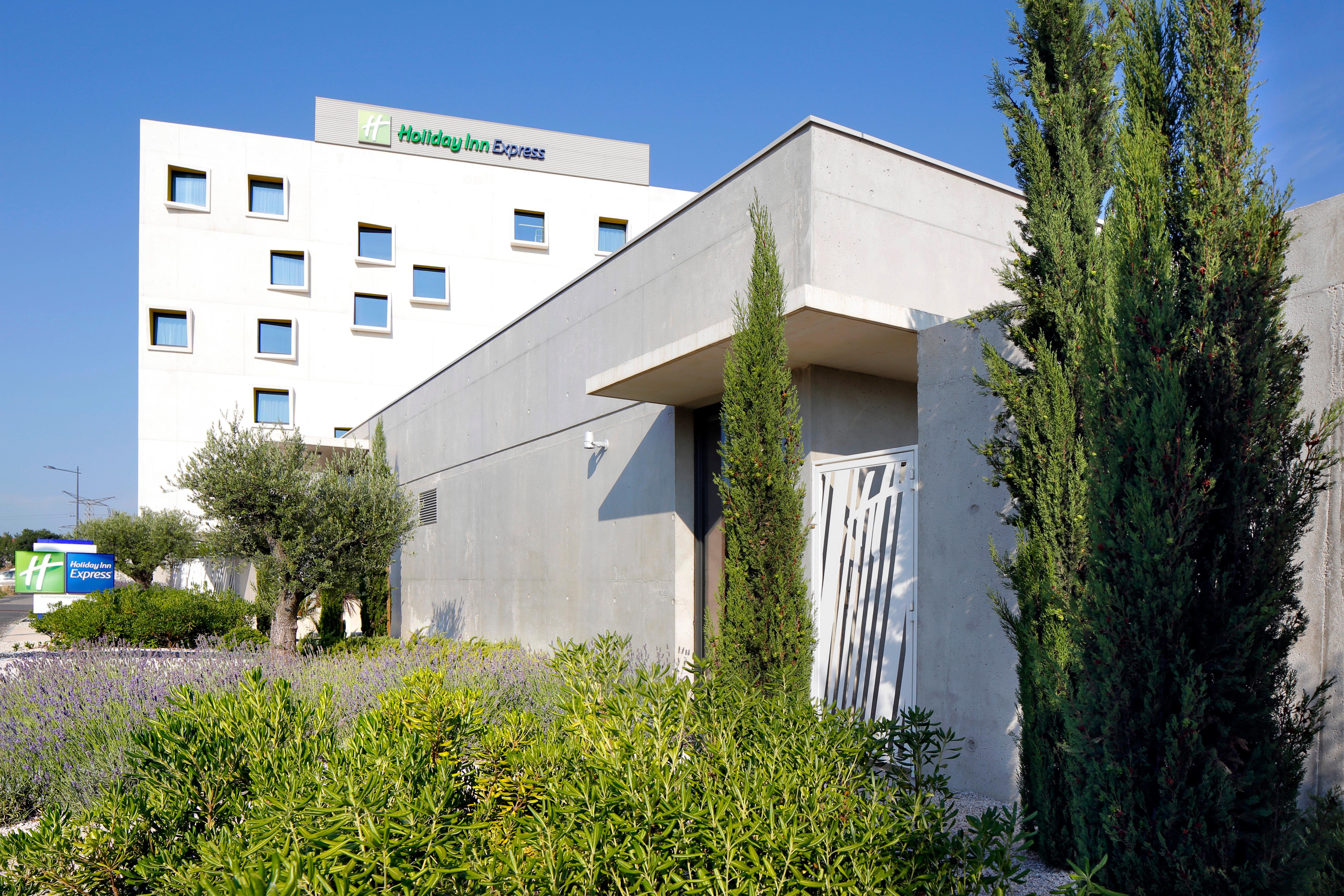 Holiday Inn Express Montpellier - Odysseum, An Ihg Hotel Экстерьер фото